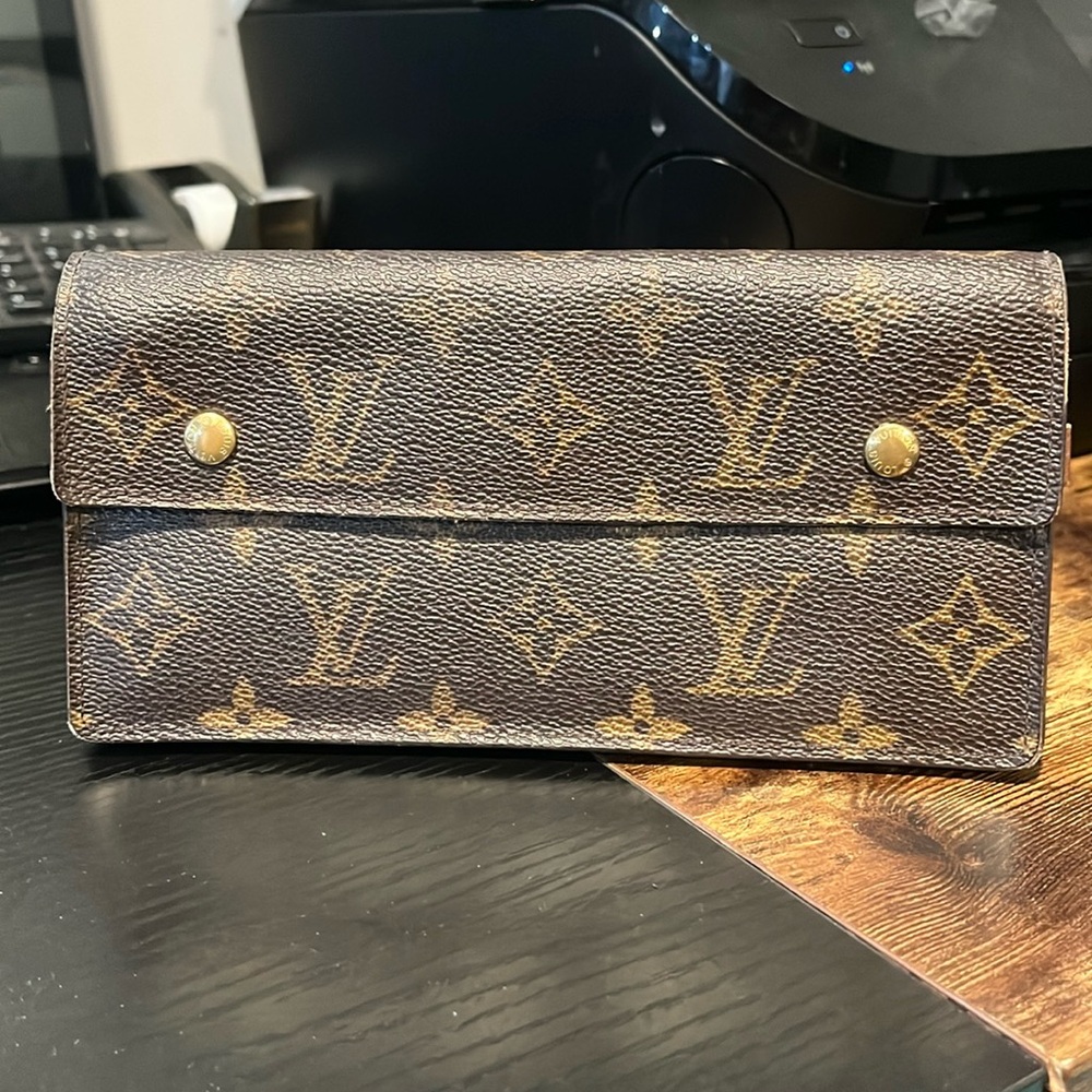 Louis Vuitton Monogram Pallas Wallet - Gold Hardware Bifold